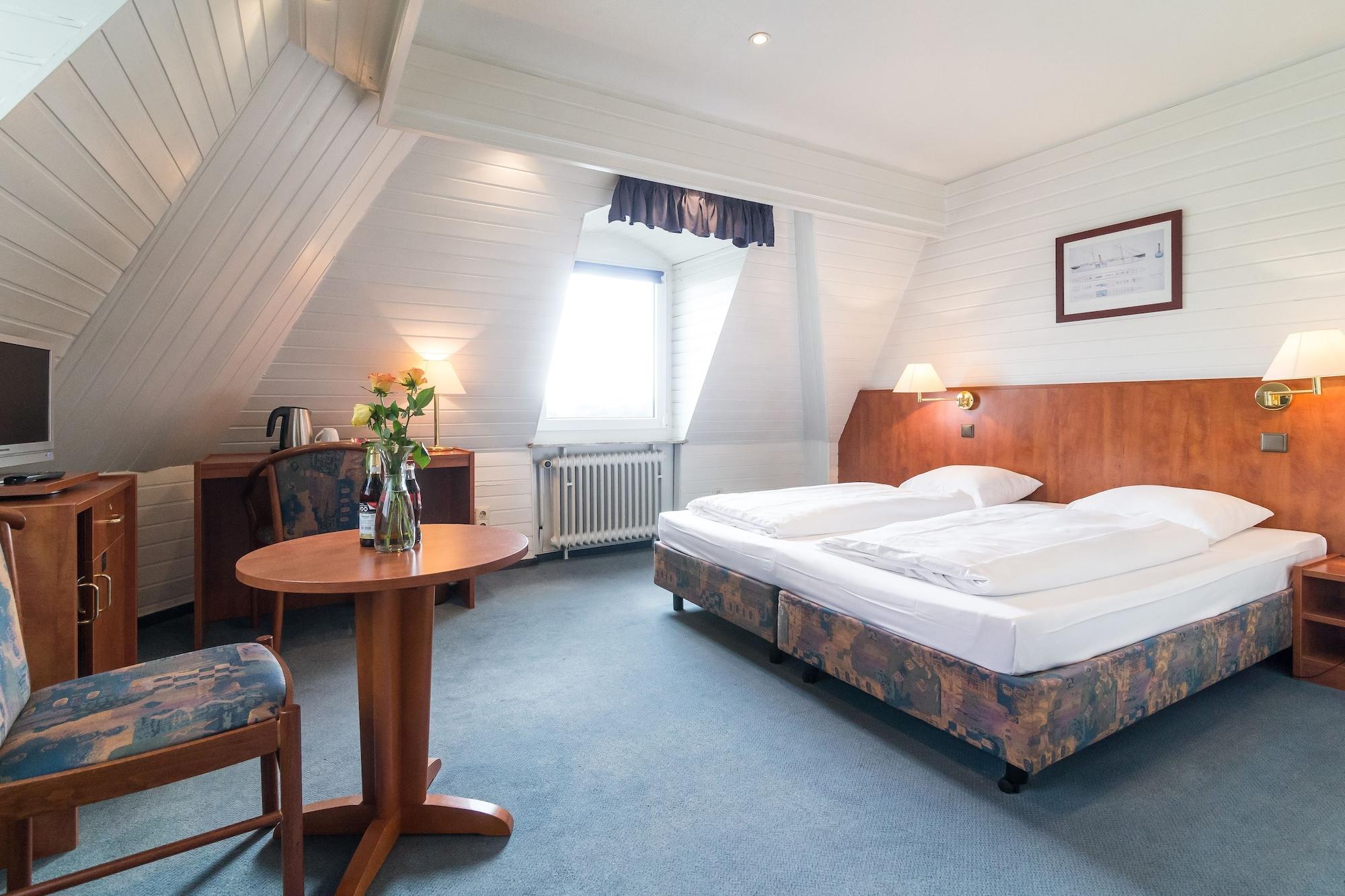 Tagungshotel Hoechster Hof Франкфурт на Майн Екстериор снимка