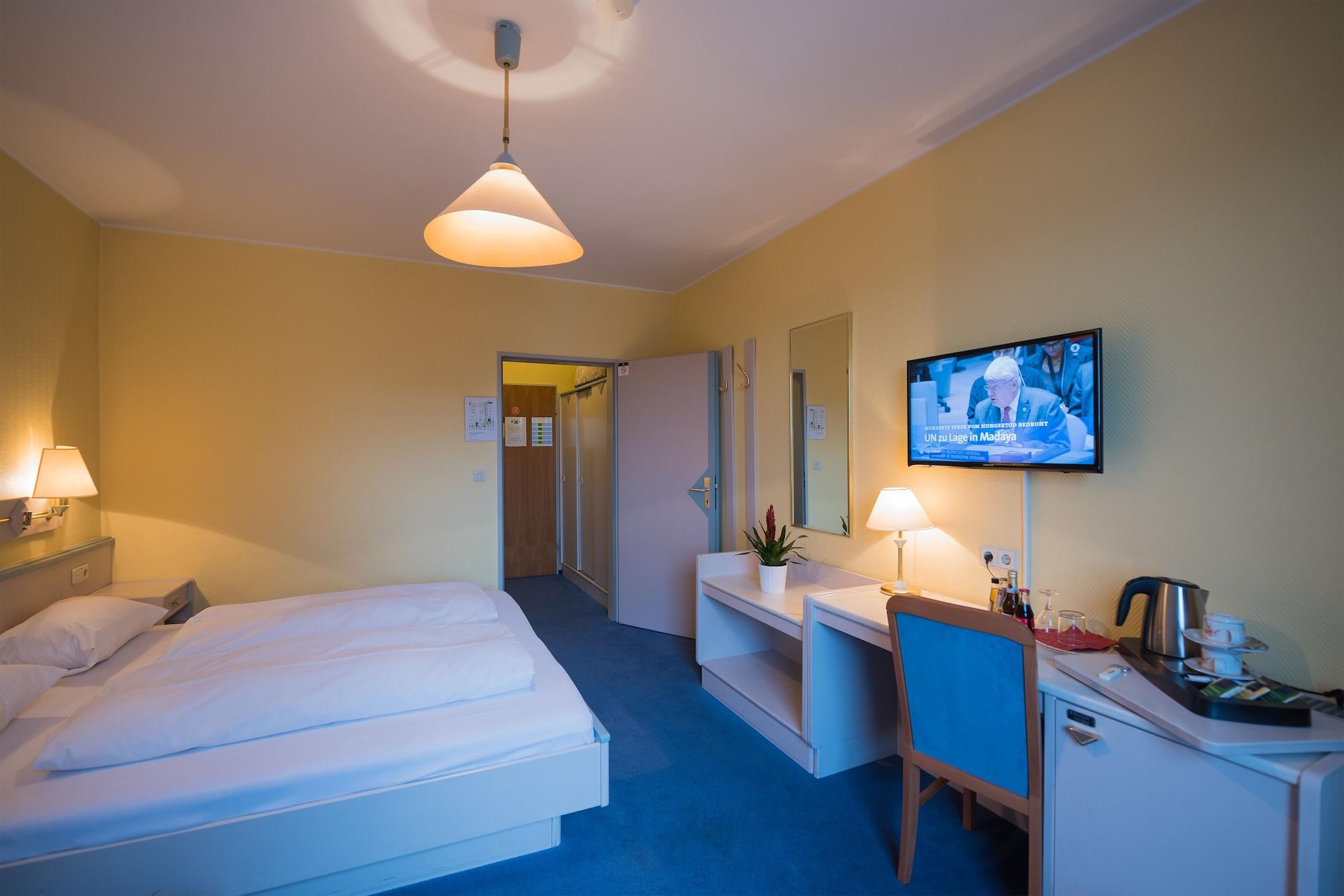 Tagungshotel Hoechster Hof Франкфурт на Майн Екстериор снимка