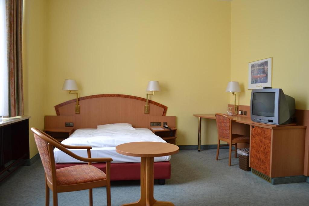 Tagungshotel Hoechster Hof Франкфурт на Майн Стая снимка